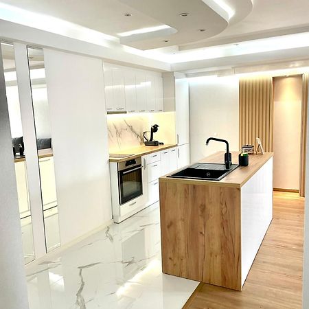 Sea Breeze Apartment فارنا المظهر الخارجي الصورة