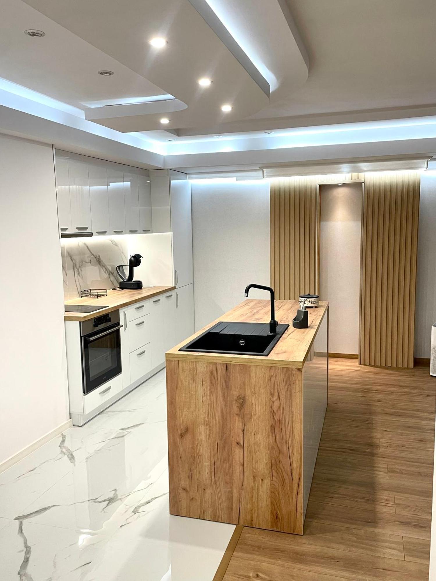 Sea Breeze Apartment فارنا المظهر الخارجي الصورة
