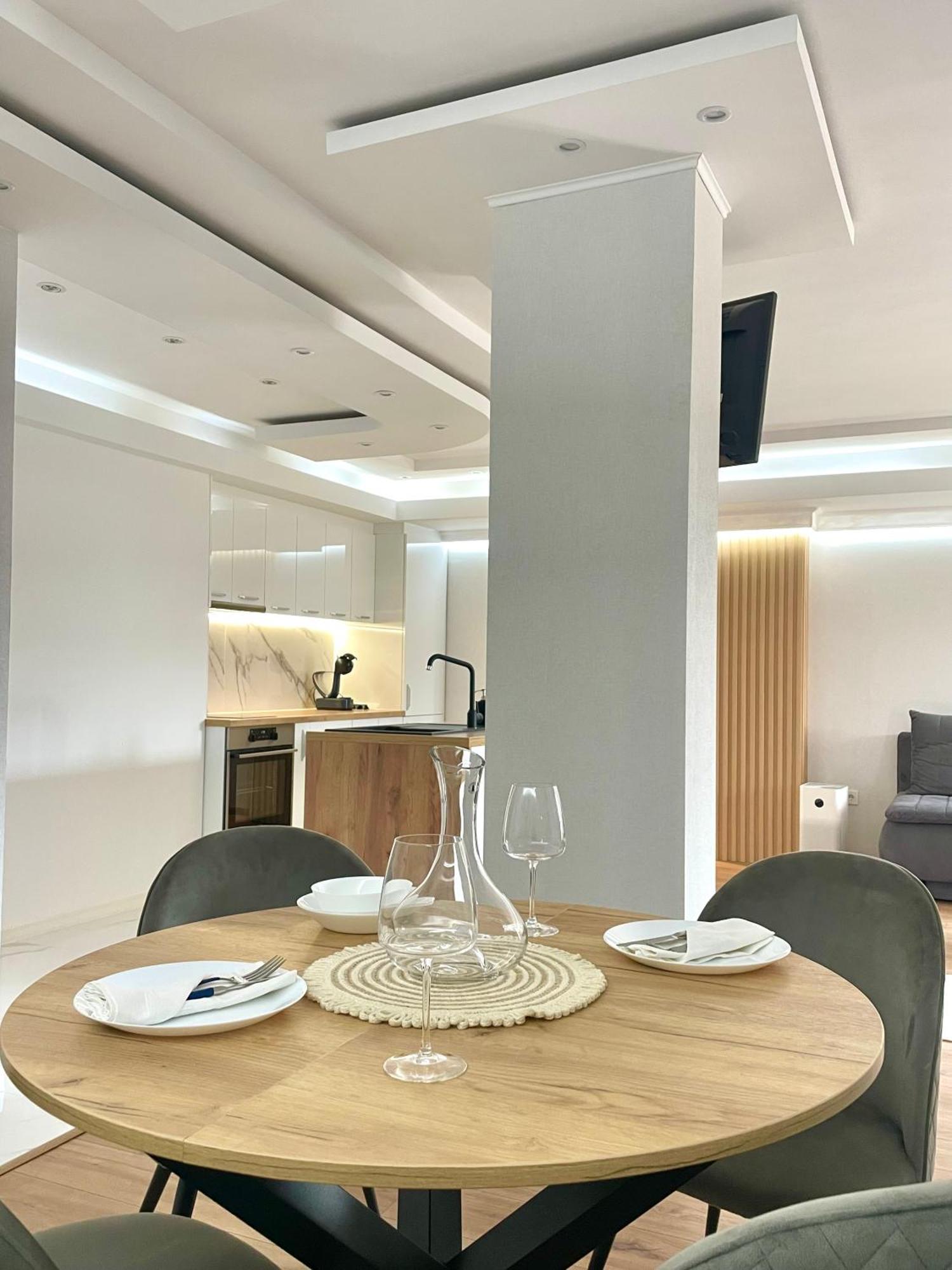 Sea Breeze Apartment فارنا المظهر الخارجي الصورة