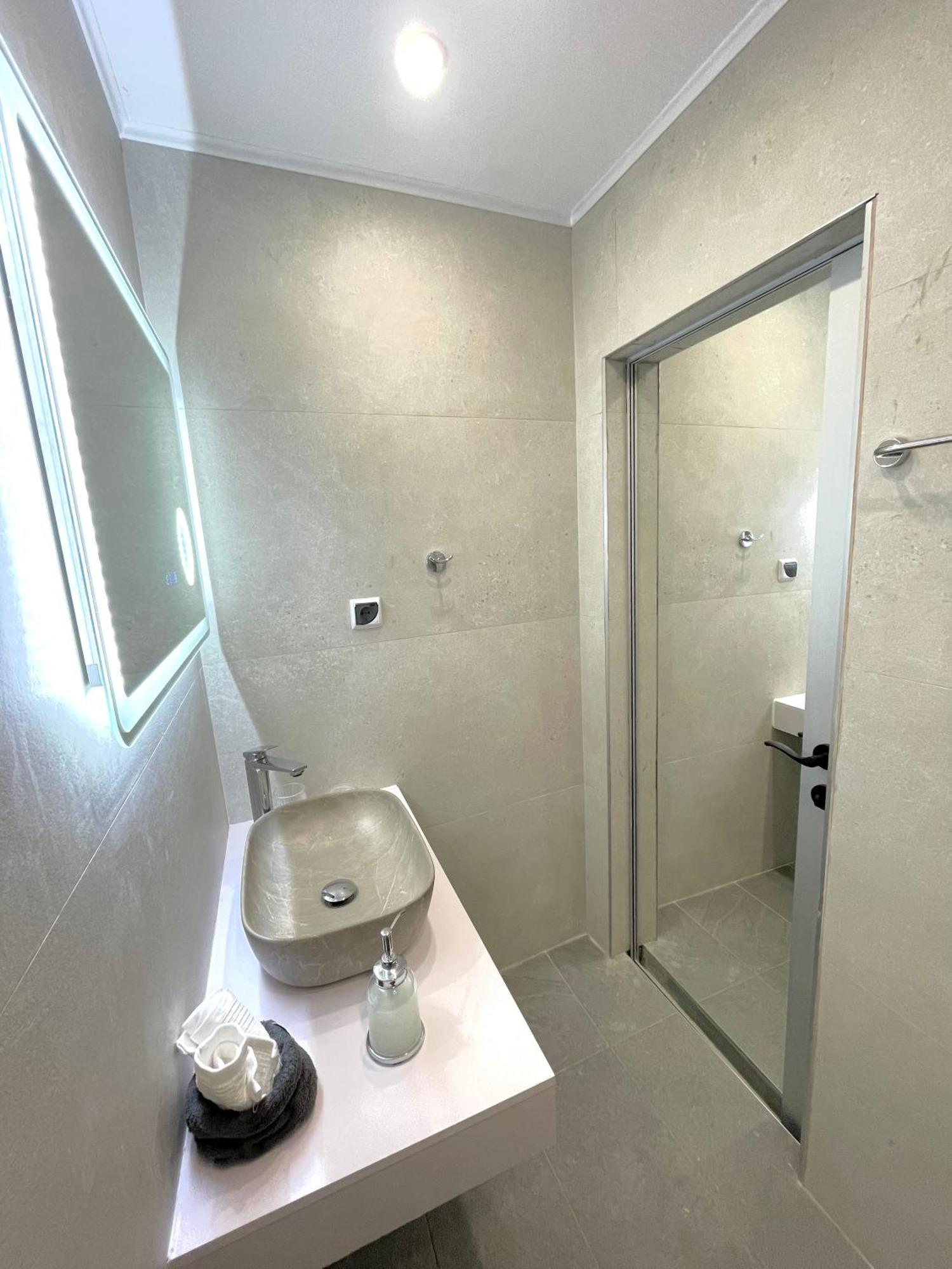 Sea Breeze Apartment فارنا المظهر الخارجي الصورة